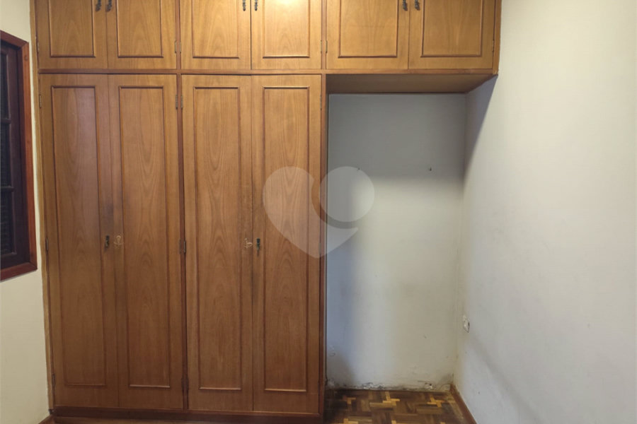 Sobrado à venda com 2 quartos em Vila Nivi, São Paulo, SP