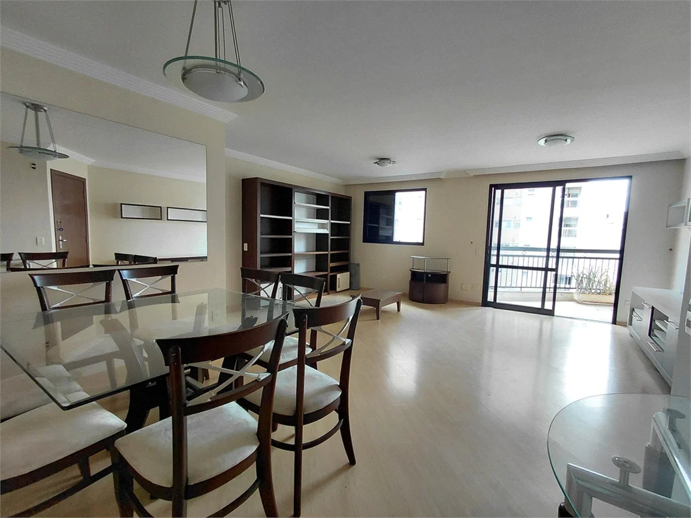 Apartamento à venda com 3 suítes em Vila Romana, São Paulo, SP