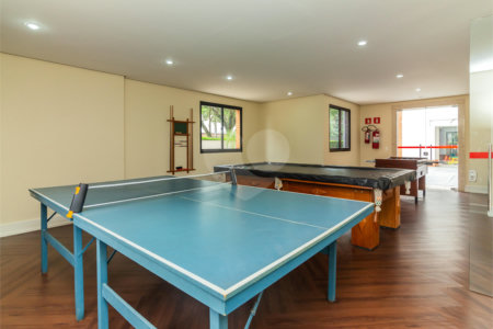 Apartamento à venda com 4 quartos, sendo 3 suítes, em Alto da Lapa, São Paulo, SP