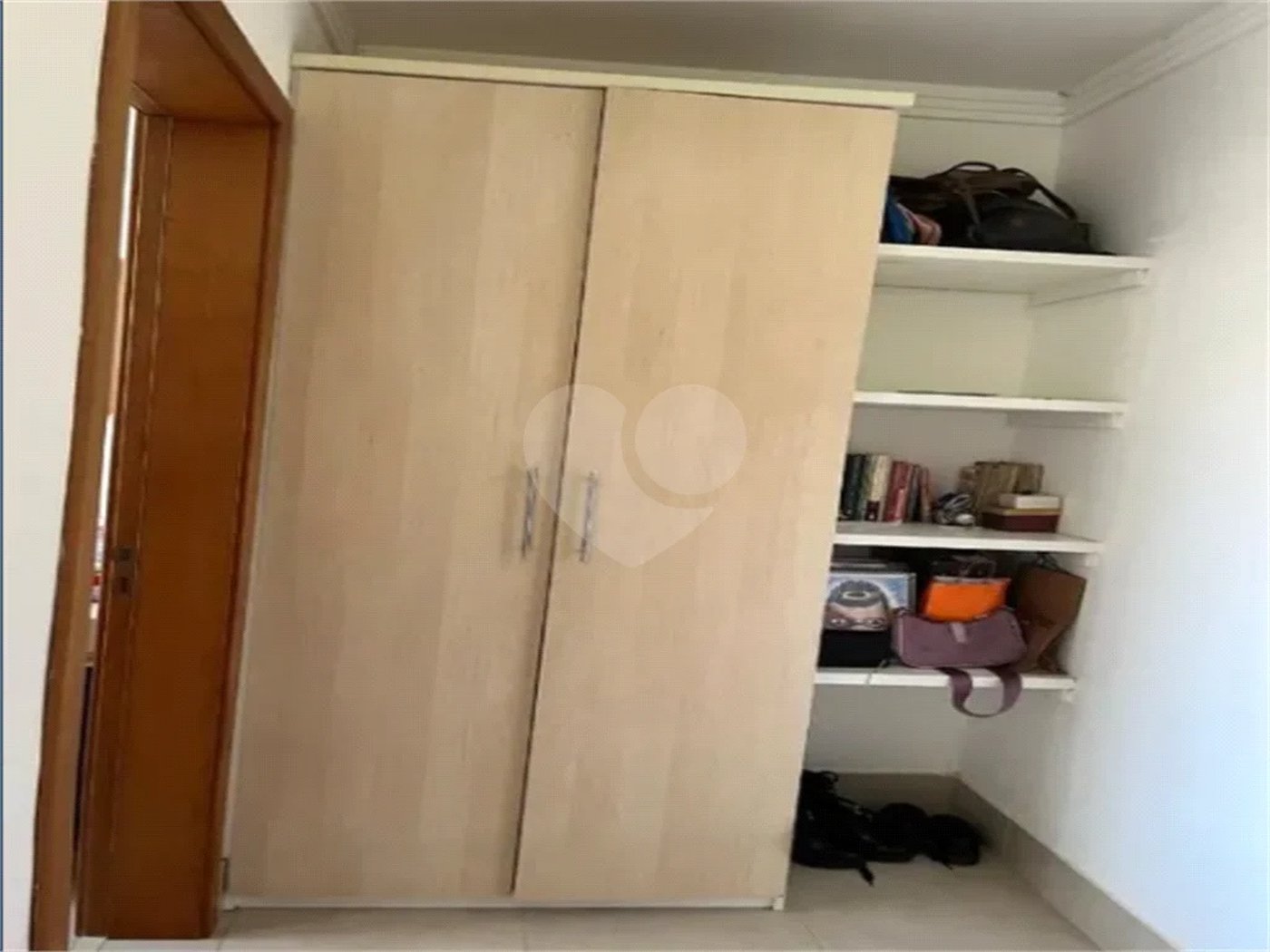 Casa à venda com 5 quartos, sendo 2 suítes,  no Centro, Itupeva, SP