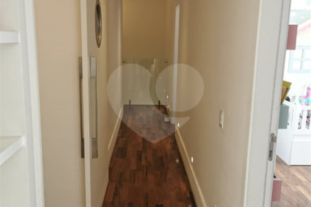 Apartamento à venda com 3 suítes em Jardim Monte Kemel, São Paulo, SP