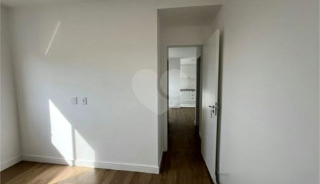 Apartamento à venda com 2 quartos em Vila Nova Cachoeirinha, São Paulo, SP