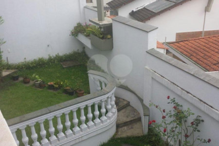 Casa à venda com 3 suítes em Jardim Franca, São Paulo, SP