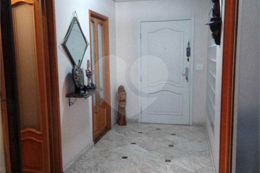 Apartamento à venda com 3 quartos, sendo 1 suíte,  em Bela Vista, São Paulo, SP
