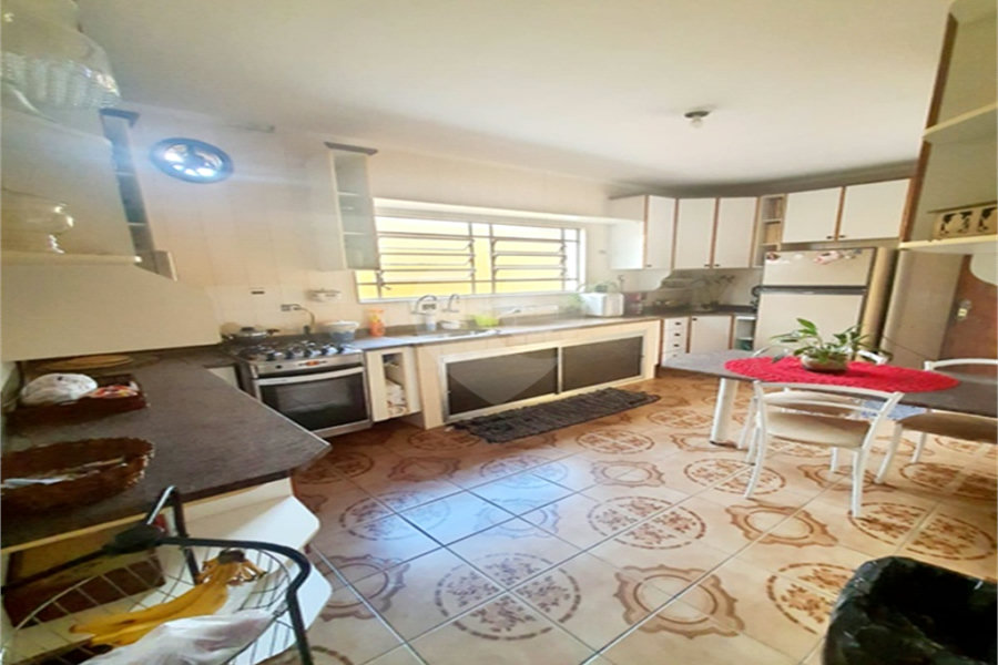 Casa à venda com 4 quartos em Jardim Almeida Prado, Guarulhos, SP