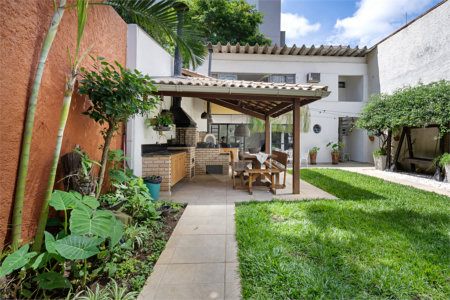 Casa para alugar com 5 quartos, sendo 2 suítes, em Brooklin, São Paulo, SP