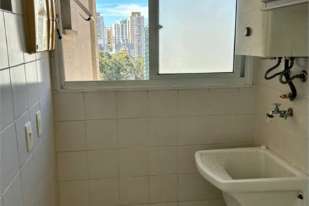 Apartamento à venda com 2 quartos, sendo 1 suíte,  em Vila Andrade, São Paulo, SP