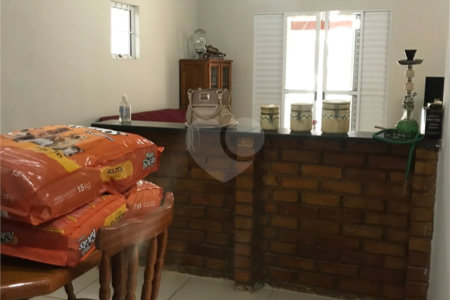 Chácara à venda com 3 quartos, sendo 2 suítes,  em Jardim Mirantes de Ipanema, Araçoiaba da Serra, SP