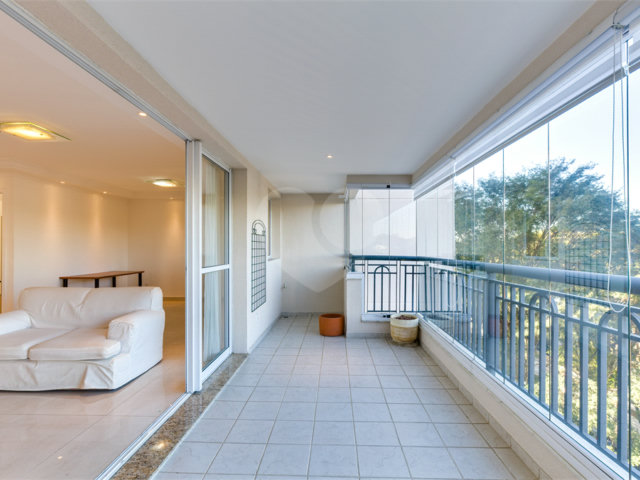Apartamento à venda com 3 suítes em Alto da Boa Vista, São Paulo, SP