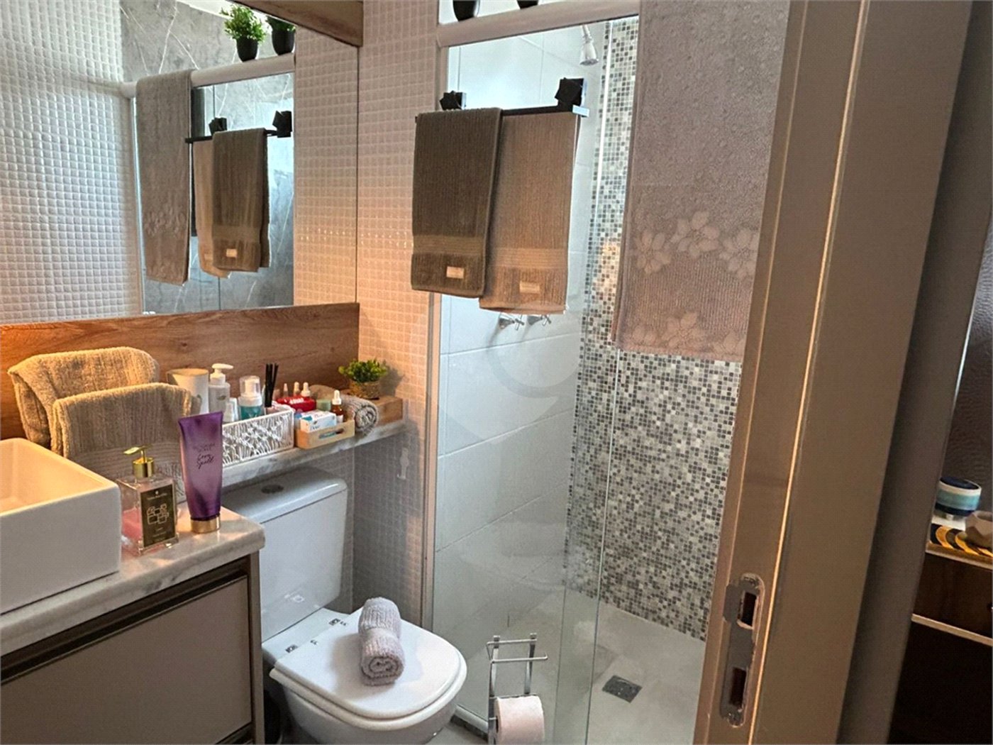 Apartamento à venda com 3 quartos, sendo 1 suíte, em Vila Formosa, São Paulo, SP