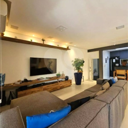 Apartamento à venda com 3 quartos, sendo 1 suíte, em Riviera de São Lourenço, Bertioga, SP