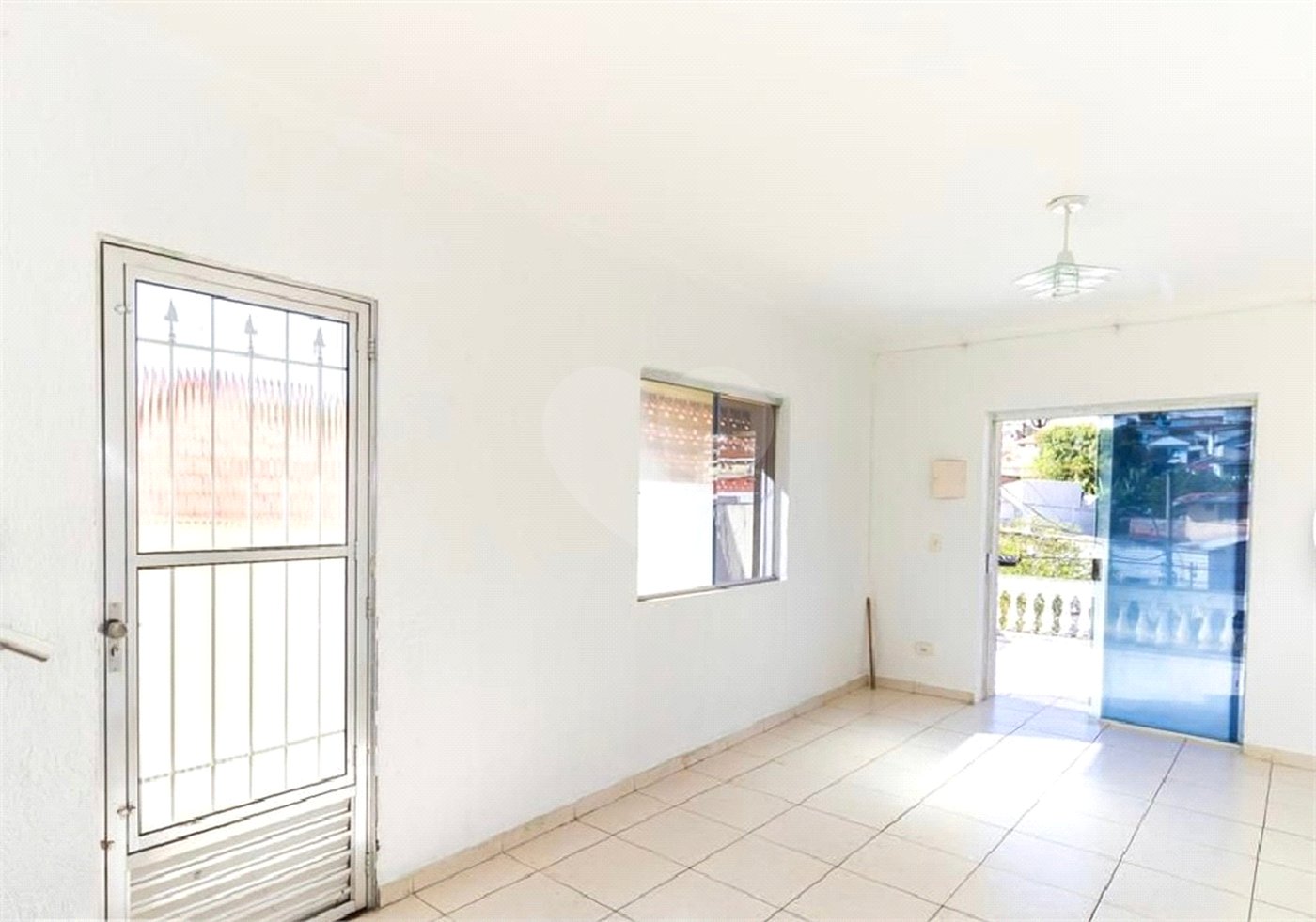 Sobrado à venda com 3 quartos, sendo 1 suíte,  em Vila Isolina Mazzei, São Paulo, SP