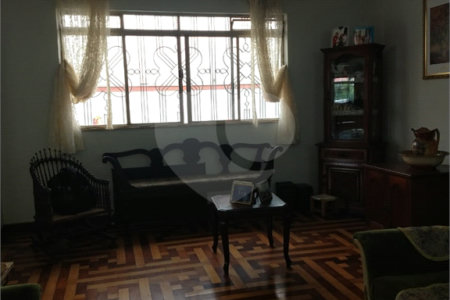 Sobrado à venda com 4 quartos em Sumaré, São Paulo, SP