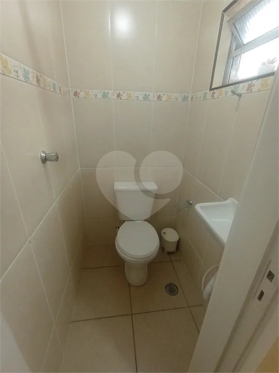 Sobrado à venda com 3 quartos, sendo 1 suíte, em Vila Gustavo, São Paulo, SP