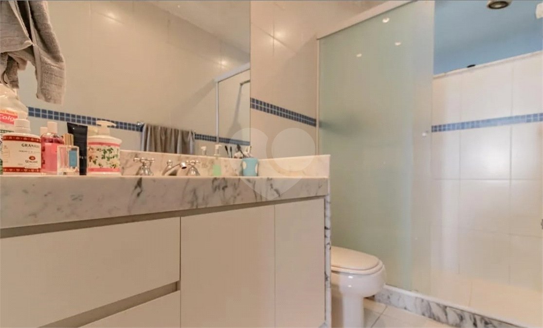 Apartamento à venda com 4 quartos, sendo 1 suíte,  em Copacabana, Rio de Janeiro, RJ
