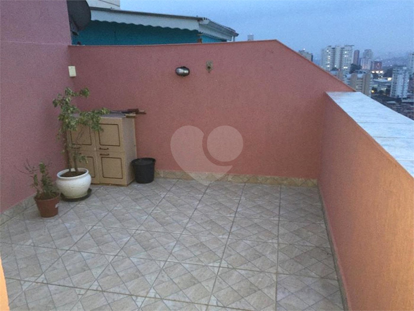 Cobertura à venda com 2 quartos, sendo 1 suíte,  em Vila Andrade, São Paulo, SP