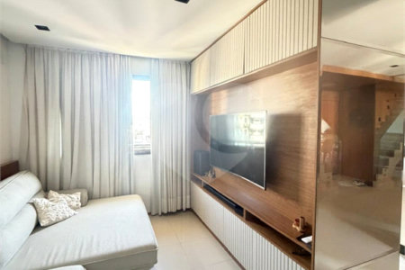 Cobertura à venda com 3 quartos, sendo 1 suíte,  em Tijuca, Rio de Janeiro, RJ