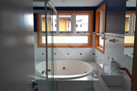 Casa à venda com 6 quartos, sendo 4 suítes, em Manguinhos, Armação dos Búzios, RJ