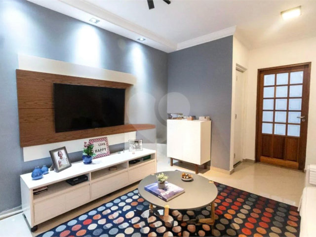 Casa à venda com 3 quartos, sendo 1 suíte,  em Santana, São Paulo, SP