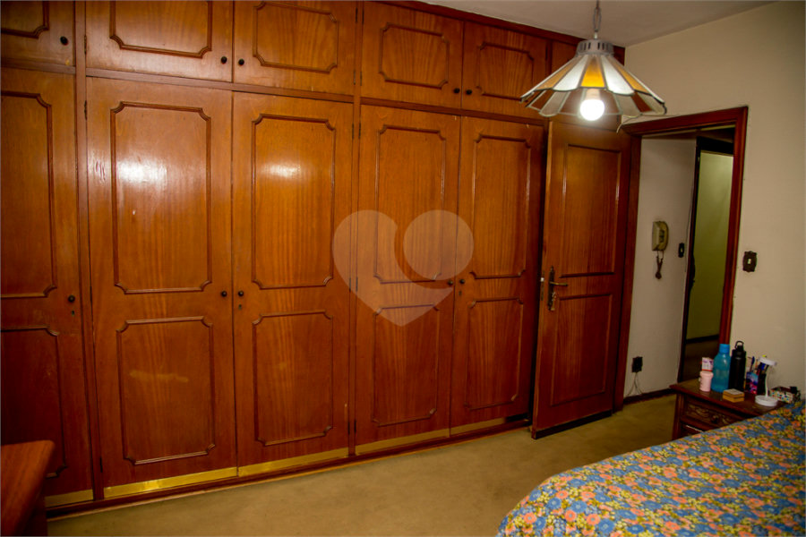 Casa à venda com 7 quartos, sendo 1 suíte, em Jardim Paulistano, São Paulo, SP