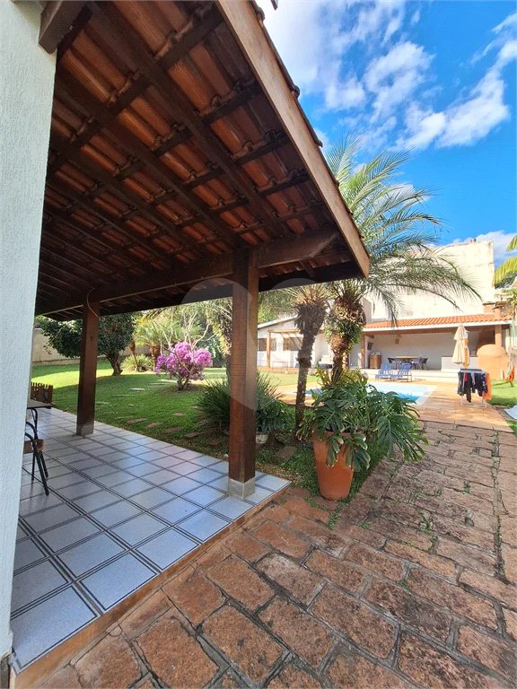 Casa para alugar com 3 quartos, sendo 1 suíte,  no condomínio Estância Marambaia, Vinhedo - SP