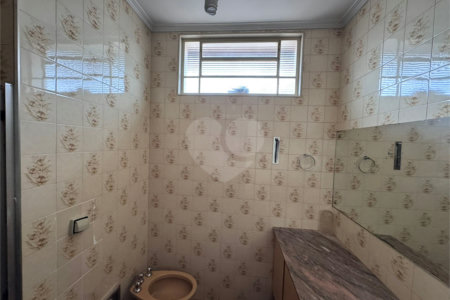 Sobrado à venda com 4 quartos, sendo 3 suítes, em Jardim América, Ribeirão Preto, SP