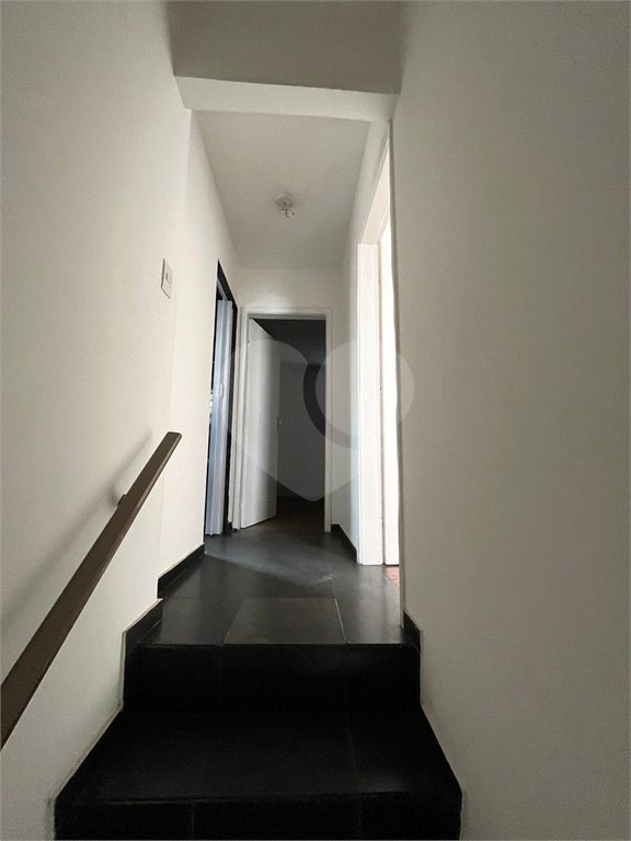 Sobrado à venda com 3 quartos em Vila Nivi, São Paulo, SP