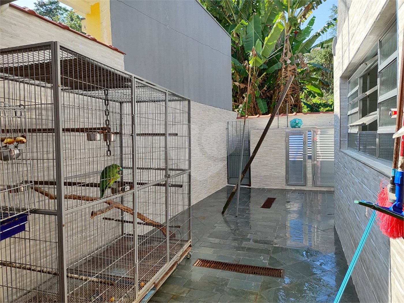 Sobrado à venda com 3 quartos, sendo 1 suíte,  em Parque Naçoes Unidas, São Paulo, SP