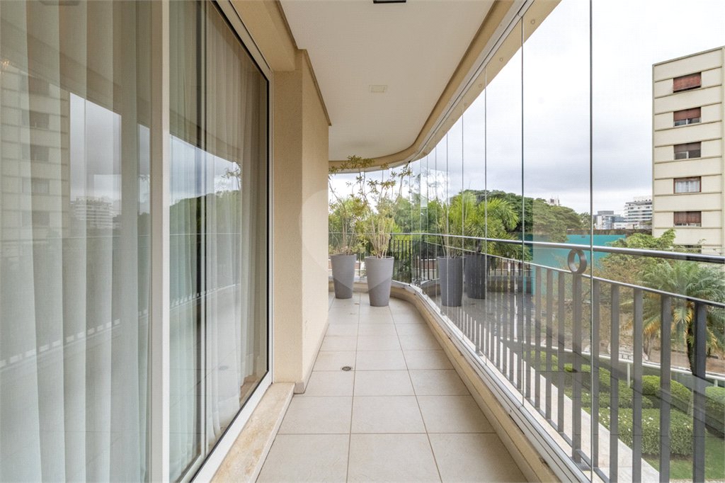 Apartamneto de alto padrão de 278m²,com asinatura Lindenberg no Paraiso, próximo ao Parque Ibirapuera