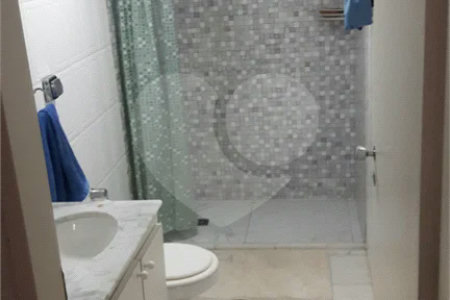 Apartamento de 2 quartos à venda perto do Metrô Paraíso! Excelente localização!