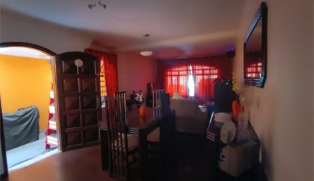 Sobrado à venda com 3 quartos, sendo 1 suíte,  em Jaguaré, São Paulo, SP