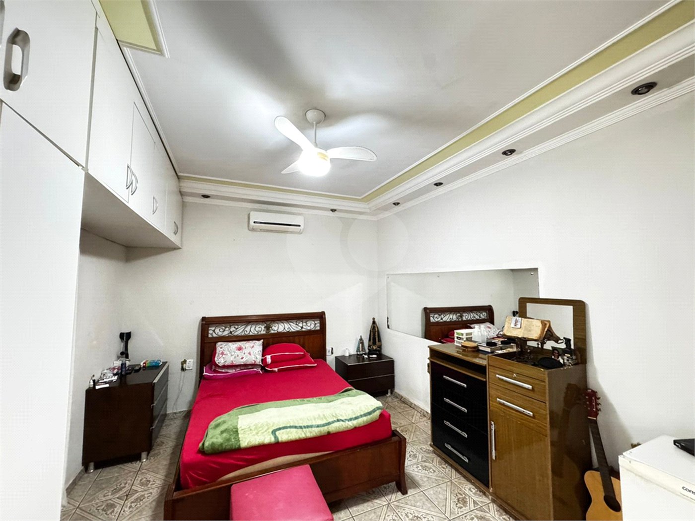 Sobrado à venda com 5 quartos, sendo 2 suítes, em Vila Monte Alegre, Ribeirão Preto, SP