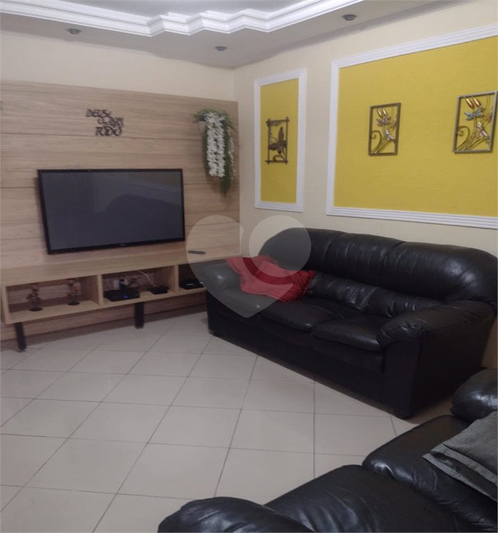Casa de Vila à venda com 3 quartos, sendo 1 suíte, em Vila Medeiros, São Paulo, SP