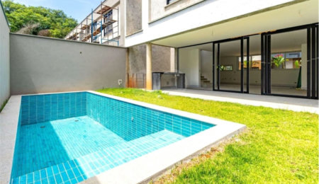 Casa à venda com 4 suítes no condomínio Venezia, São Paulo - SP