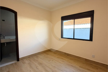 Casa à venda com 5 quartos, sendo 4 suítes, em Vila Rosália, Guarulhos, SP