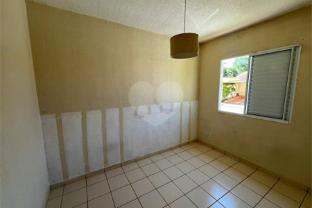 Casa à venda com 2 quartos em Vila Progresso, Itapetininga, SP
