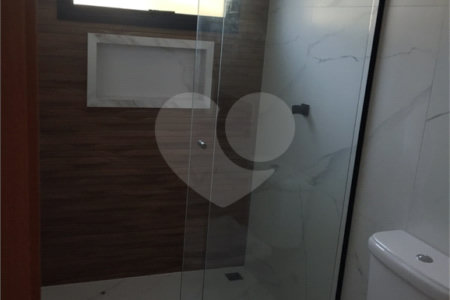 Casa à venda com 3 quartos, sendo 2 suítes, em Cachoeirinha, Bom Jesus dos Perdões, SP