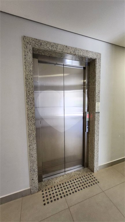 Apartamento à venda com 2 quartos, sendo 1 suíte,  no Centro, Araraquara, SP