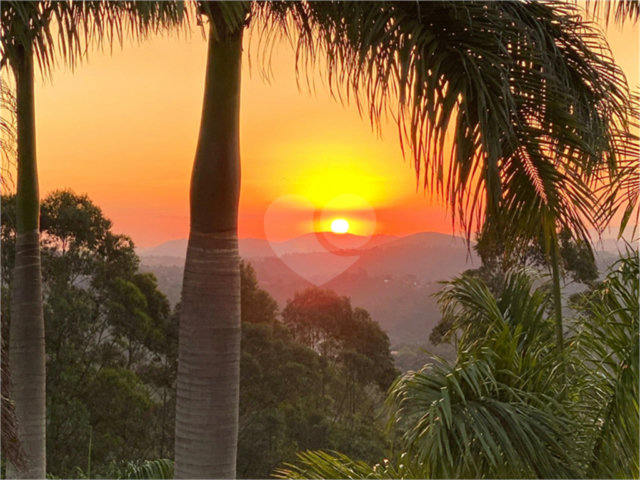Casa à venda com 6 suítes no condomínio Sausalito, Mairiporã - SP
