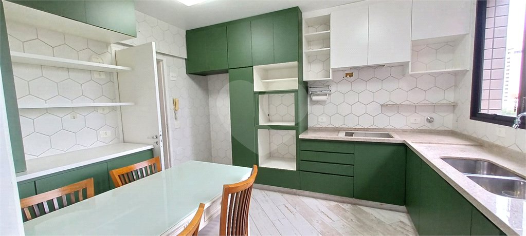 Apartamento à venda com 3 quartos, sendo 1 suíte,  em Lar São Paulo, São Paulo, SP