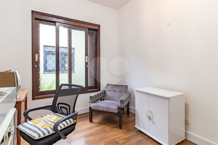 Casa à venda com 3 quartos, sendo 1 suíte, em Jardim Paulistano, São Paulo, SP