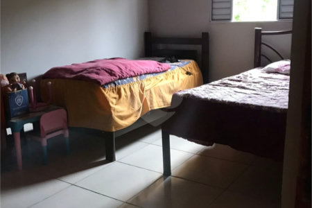 Chácara à venda com 3 quartos, sendo 2 suítes,  em Jardim Mirantes de Ipanema, Araçoiaba da Serra, SP