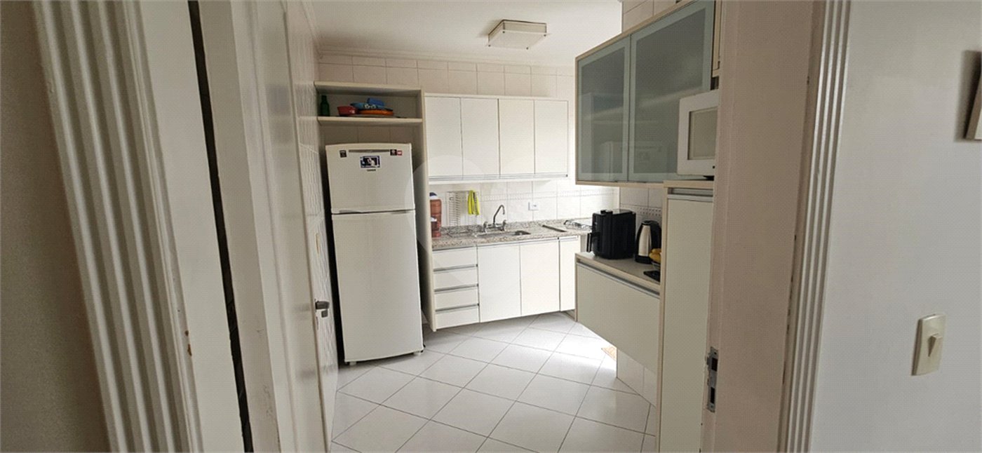 Casa à venda com 3 quartos, sendo 1 suíte, no condomínio Res Santa Inês, São Paulo - SP