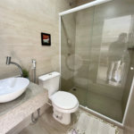 Casa à venda com 3 quartos, sendo 1 suíte, no condomínio Golden Village, Rio de Janeiro - RJ