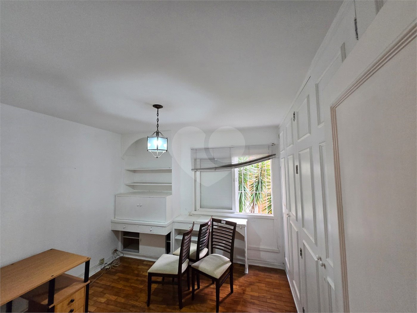 Apartamento à venda com 3 quartos, sendo 1 suíte, em Indianópolis, São Paulo, SP