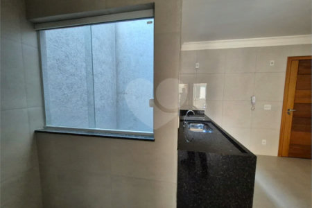 Apartamento à venda com 2 quartos em Vila Mangalot, São Paulo, SP