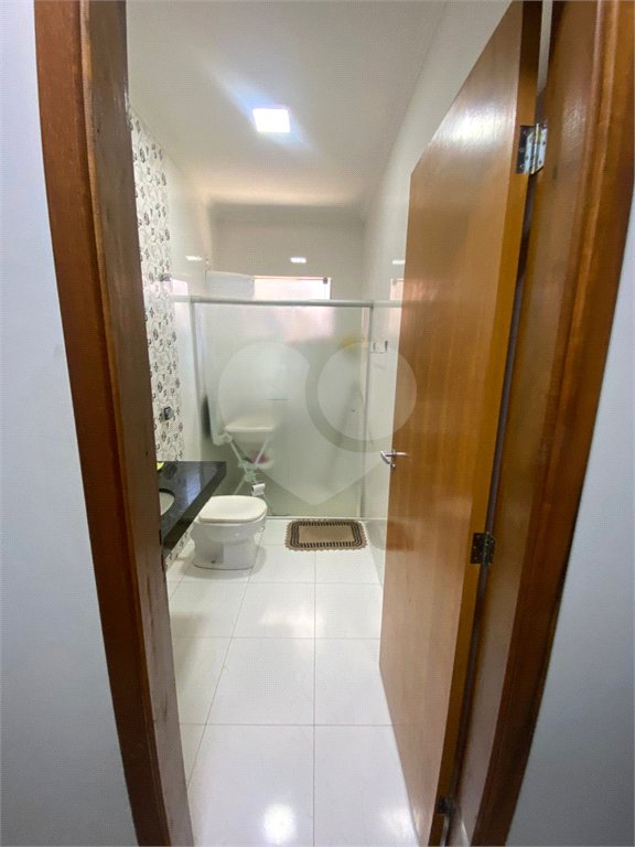 Casa à venda com 3 quartos, sendo 1 suíte, em Ipê, Três Lagoas, MS