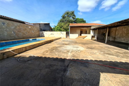 Chácara à venda com 2 quartos em Jardim Victório Antônio de Santi II, Araraquara, SP