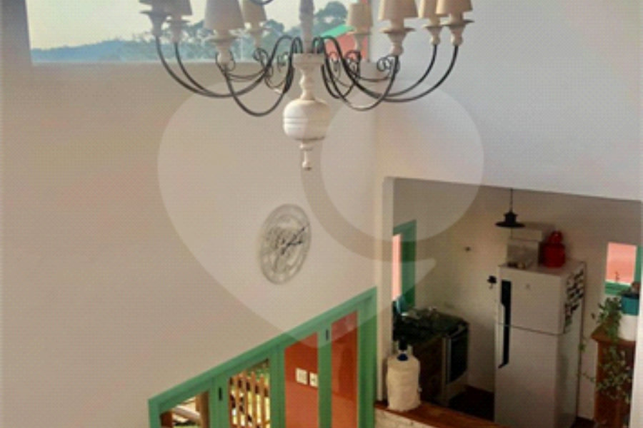 Casa à venda com 3 suítes no condomínio Chacarás Bela Vista, Mairiporã - SP