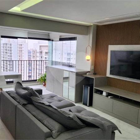 Apartamento à venda com 2 suítes em Tatuapé, São Paulo, SP